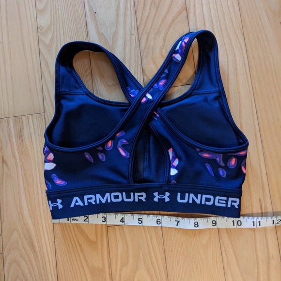 Under Armour Extra- Small sports bra, never worn - Picture 4 of 4